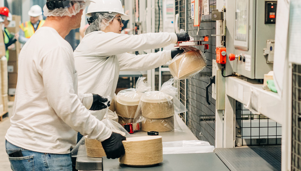 simplified_supply_chain_media